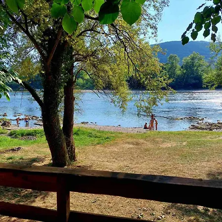 Ploce 아파트 바이나 바슈타